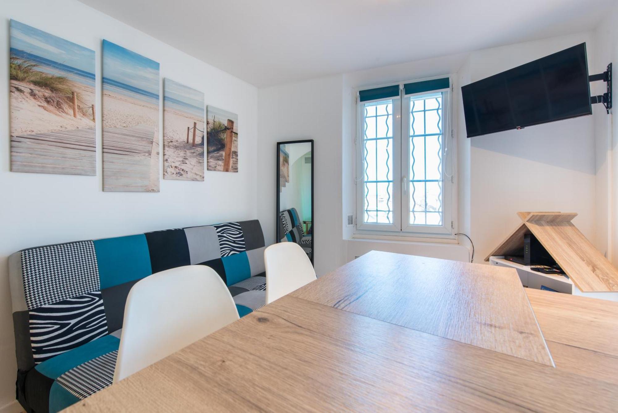 Beautiful Renovated Studio With View- Old Hyères Eksteriør billede